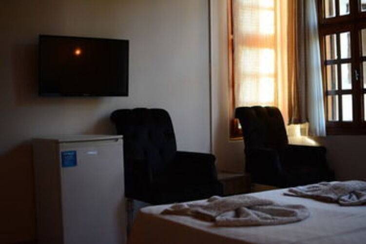 Otel Wood House