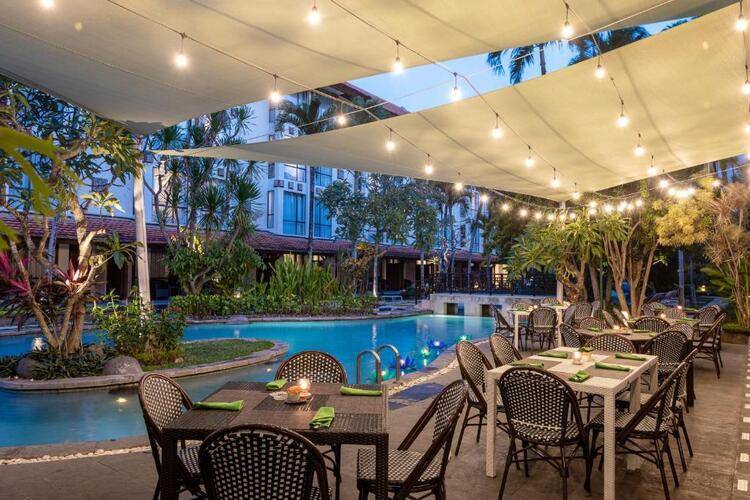 Prime Plaza Hotel