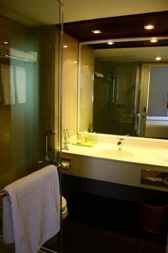 Prime Plaza Hotel
