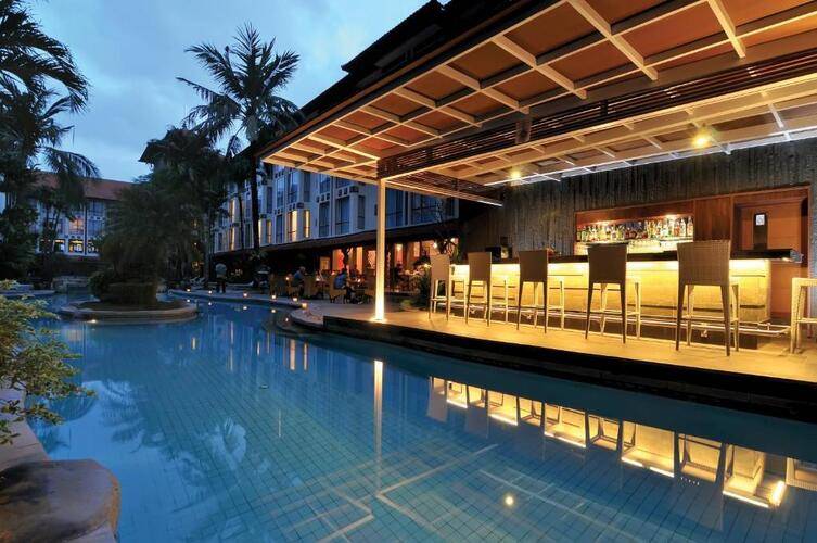 Prime Plaza Hotel
