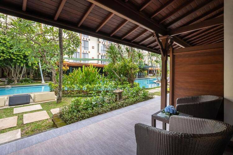 Prime Plaza Hotel