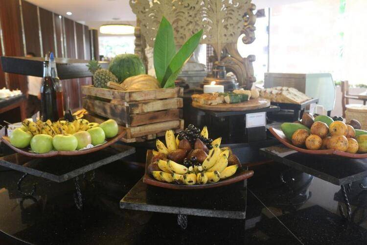 Prime Plaza Suite