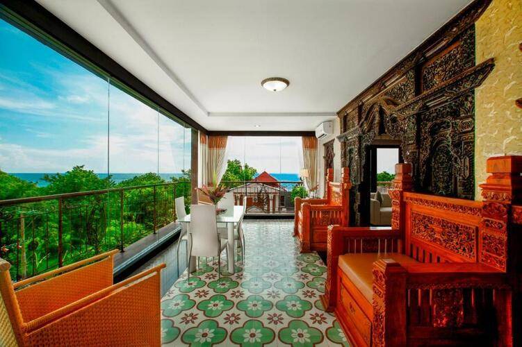 Puri Saron Lovina Hotel