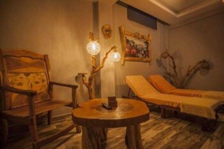 Hotel Lidya