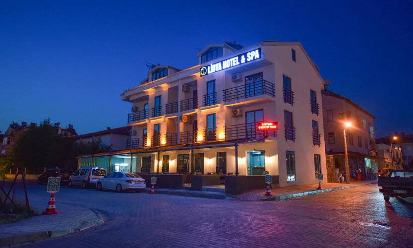 Hotel Lidya