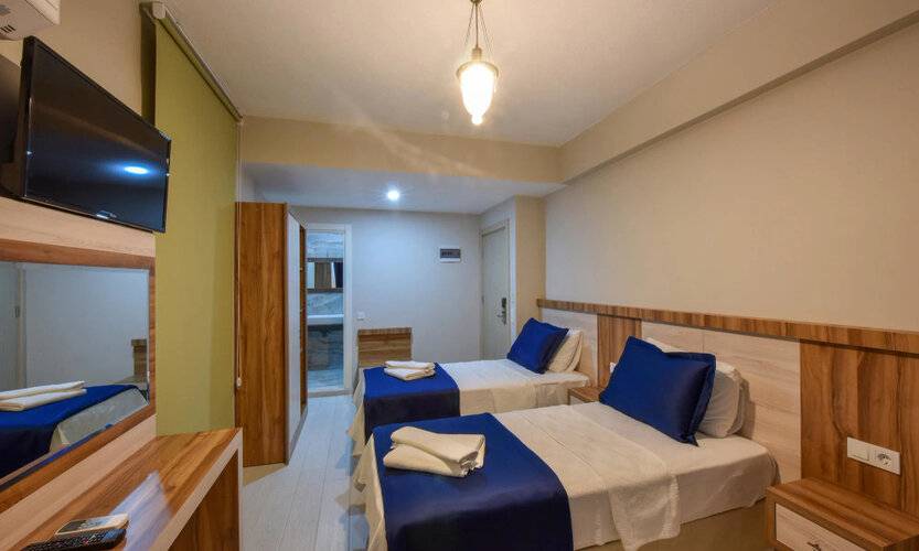 Hotel Lidya