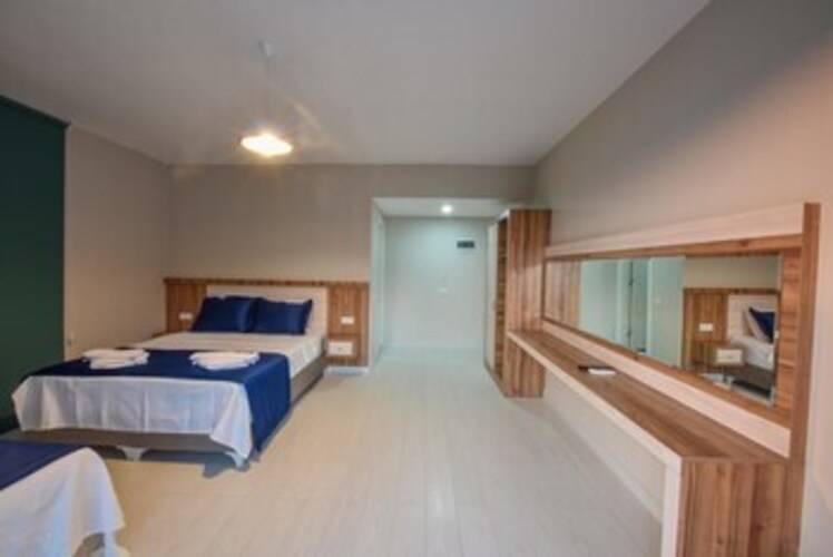 Hotel Lidya