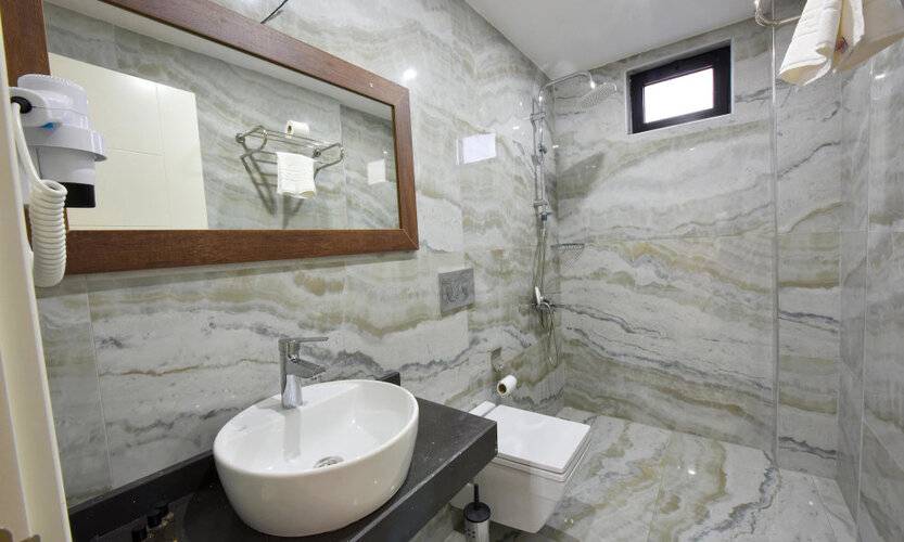 Hotel Lidya