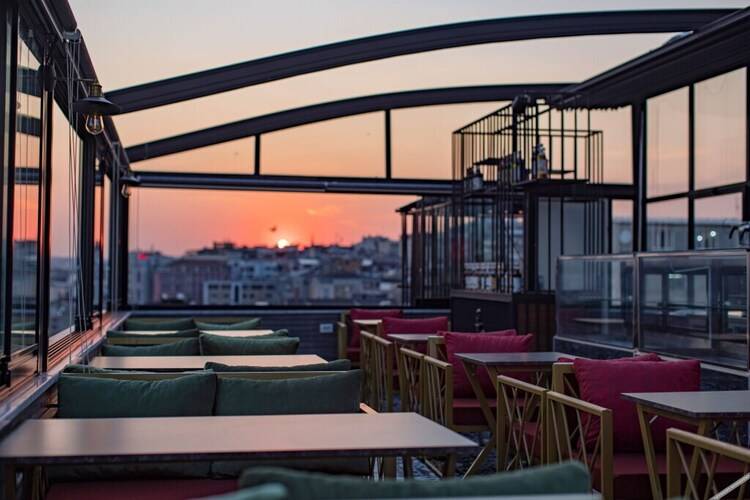 Grand Balyan Hotel & Restaurant
