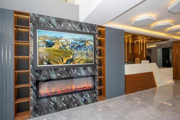 Luxury Airport Hotel