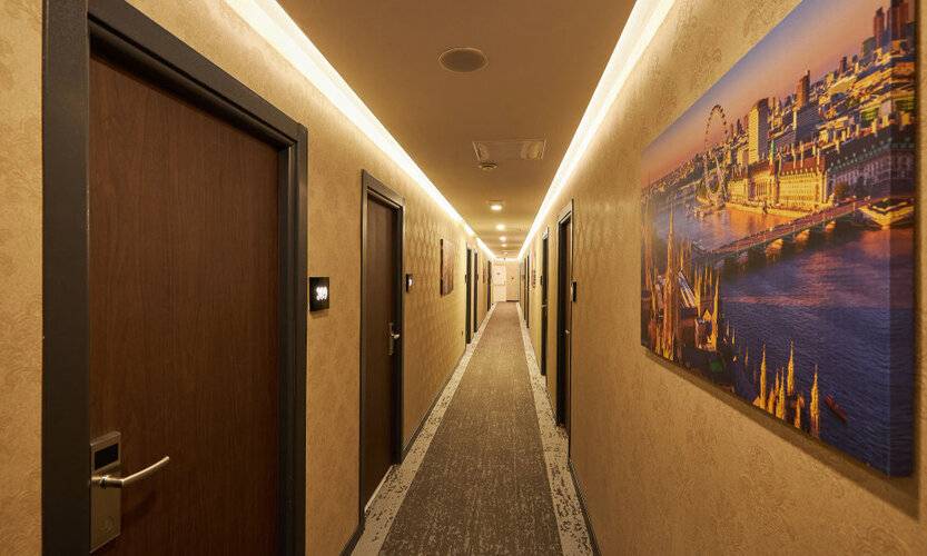 Trademark Collection By Wyndham Operla Airport Hotels