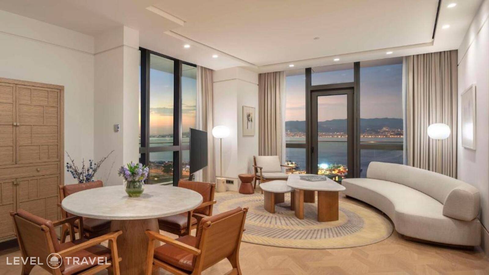 фотографии отеля Hyatt Regency Izmir Istinye Park в Турция(Балчова) - фото №13