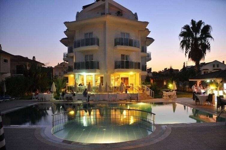 Nevadasu Hotel