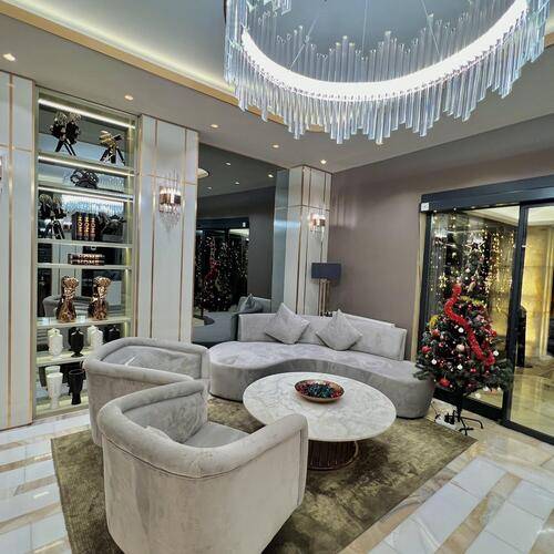 Mq Hotel Suites