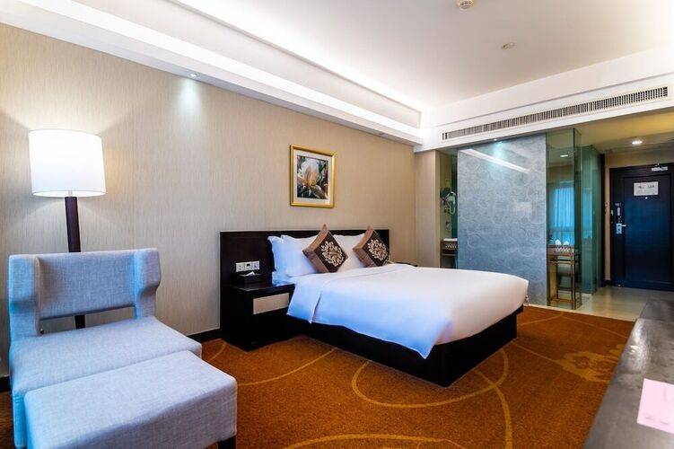 Landmark International Hotel