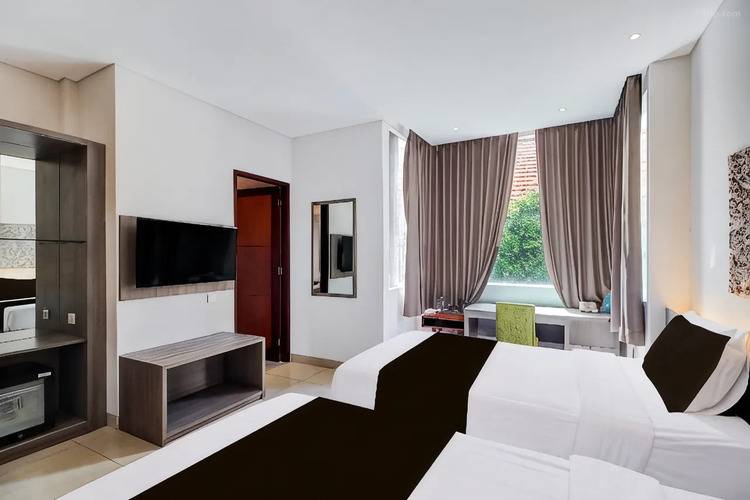 Palette Signature Hotel