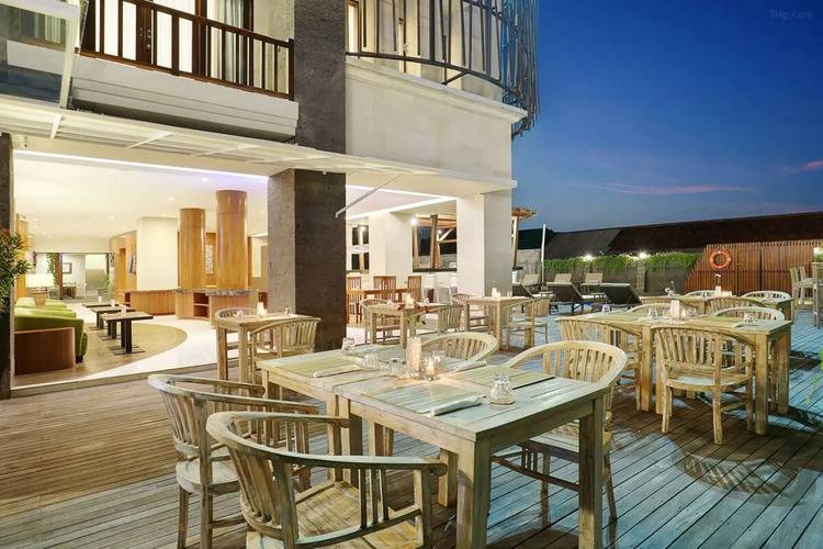 Palette Signature Hotel