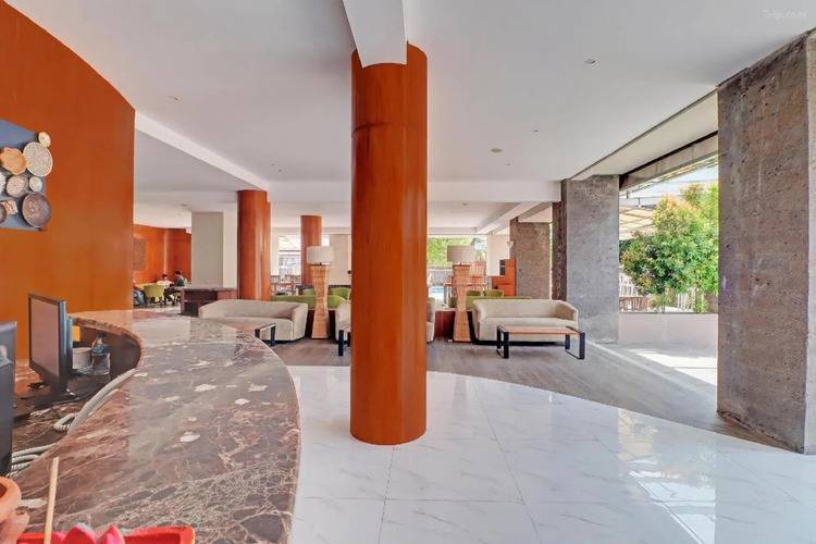 Palette Signature Hotel