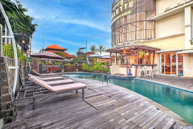 Palette Signature Hotel