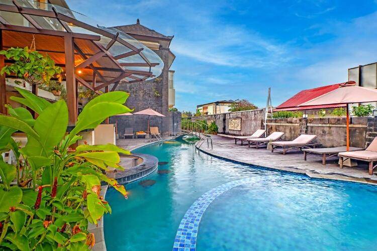 Palette Signature Hotel