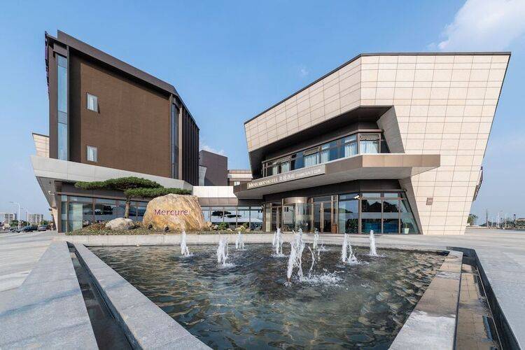 Mercure Shanghai Necc