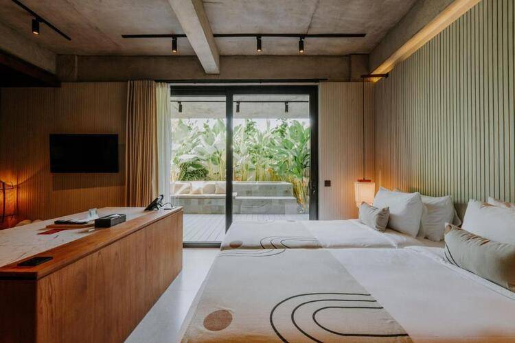 The Komu Bali