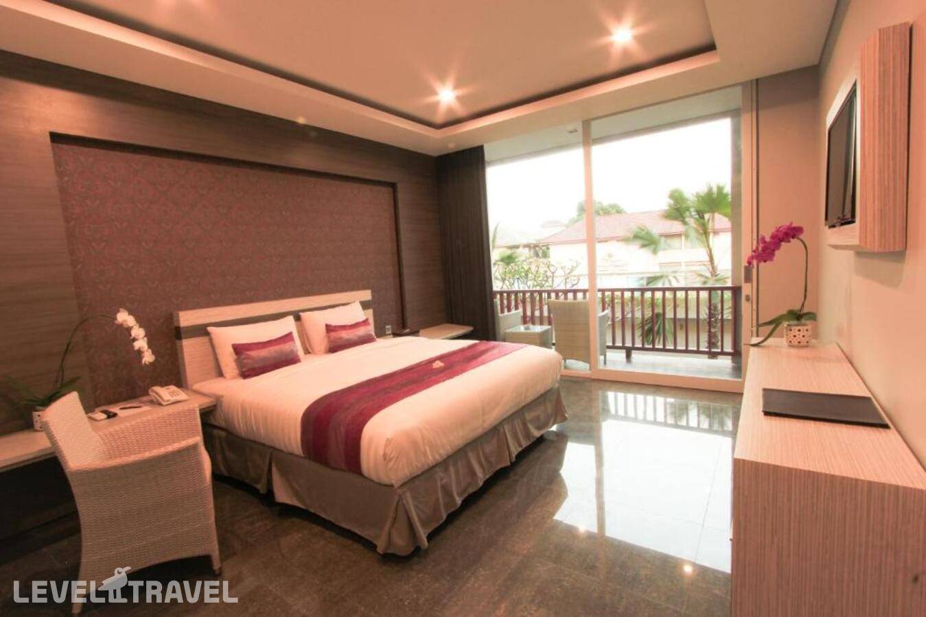 фотографии отеля Transera Kamini Legian Hotel в Индонезия(Семиньяк) - фото №4