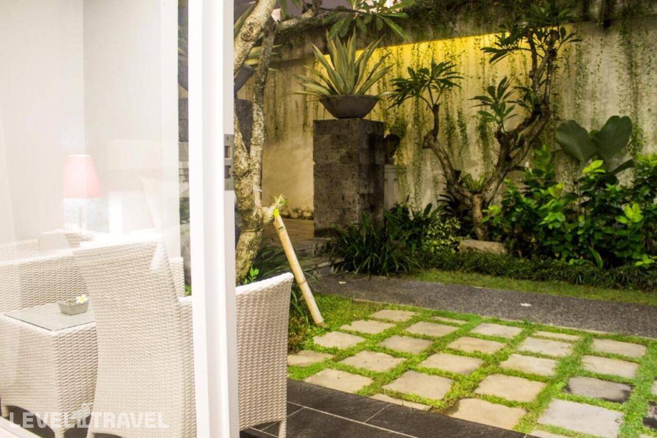 фотографии отеля Transera Kamini Legian Hotel в Индонезия(Семиньяк) - фото №14