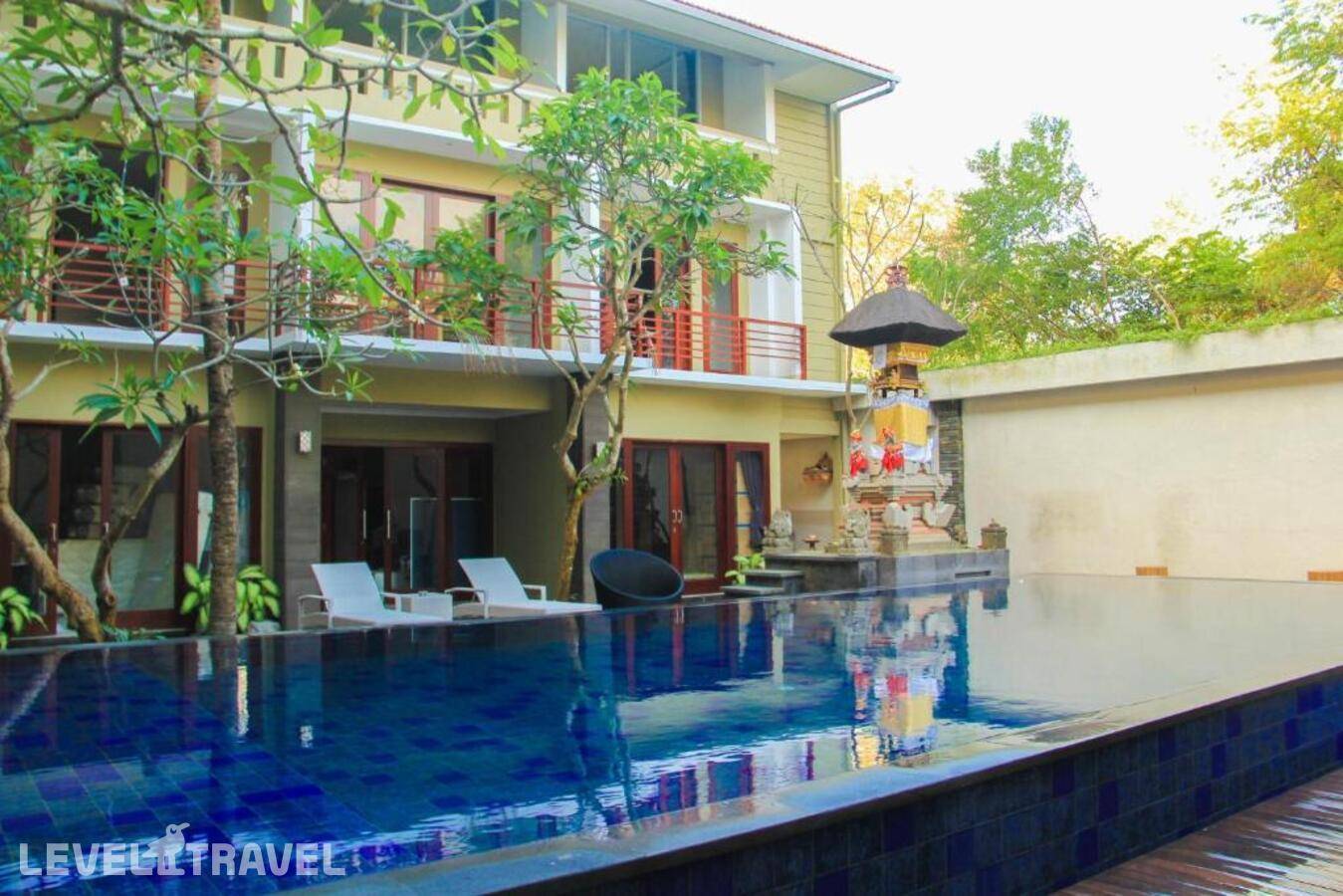 фотографии отеля Transera Kamini Legian Hotel в Индонезия(Семиньяк) - фото №1