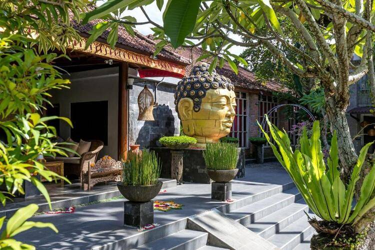 Ubud Raya Boutique Hotel