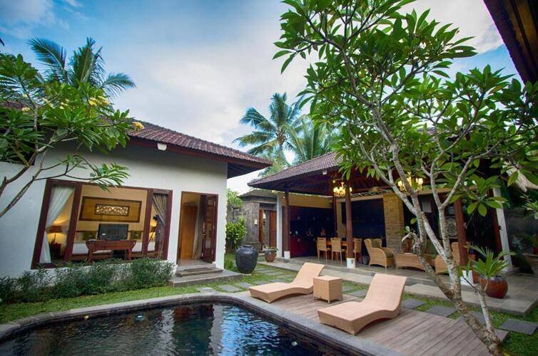 Ubud Raya Villa