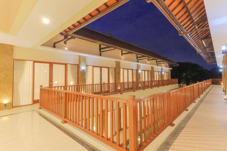 Villa Linda 2 By Zuzu