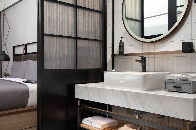 Shanghai Hongqiao Tongpai Hotel