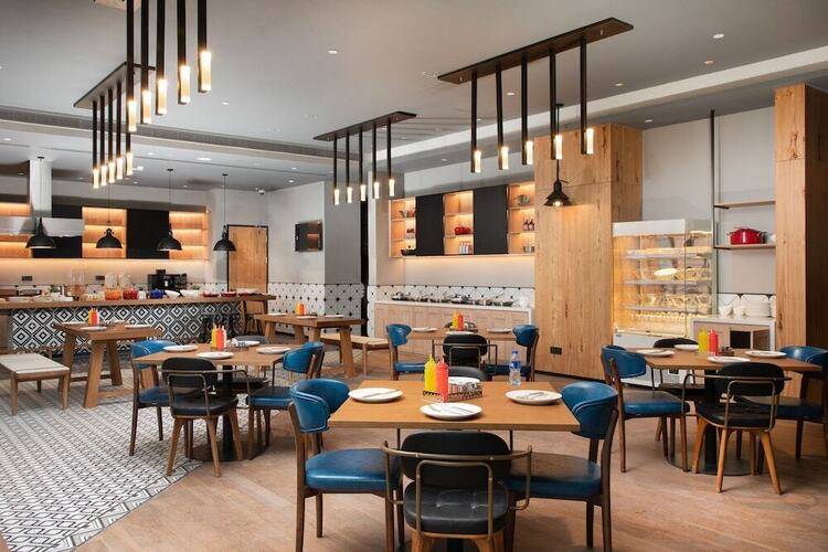 Shanghai Hongqiao Tongpai Hotel