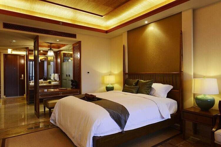 Shixishu Jianguo Yalong Bay Resort Hotel