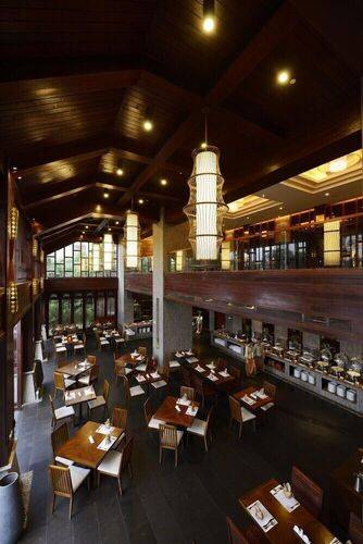 Shixishu Jianguo Yalong Bay Resort Hotel