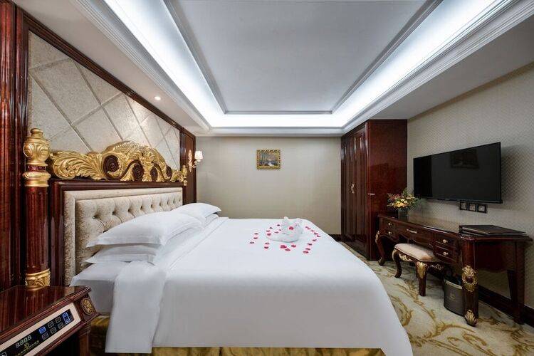 Yueda Financial City International Hotel