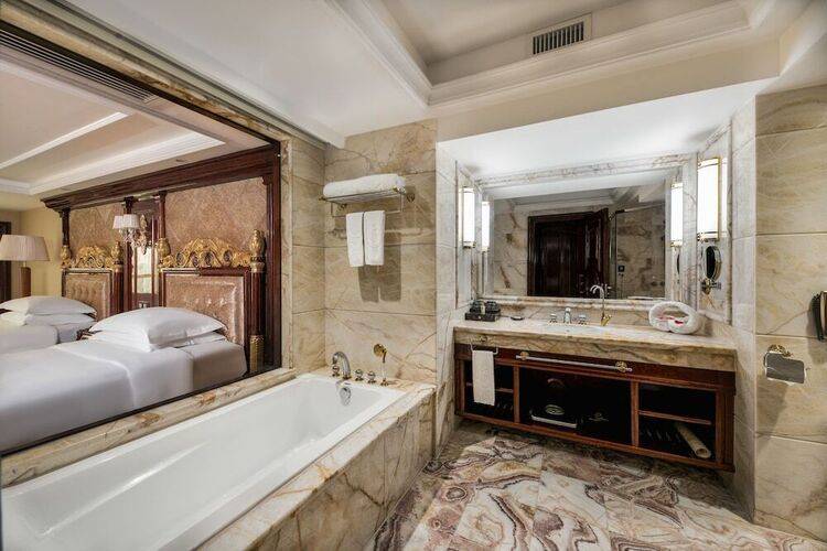 Yueda Financial City International Hotel