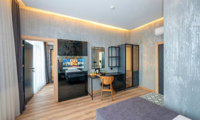 Continental Airport Hotel