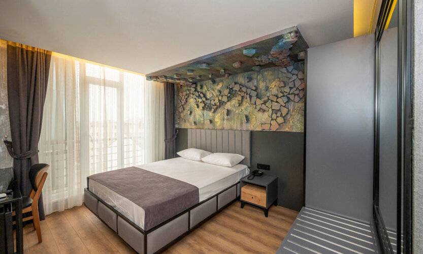 Continental Airport Hotel