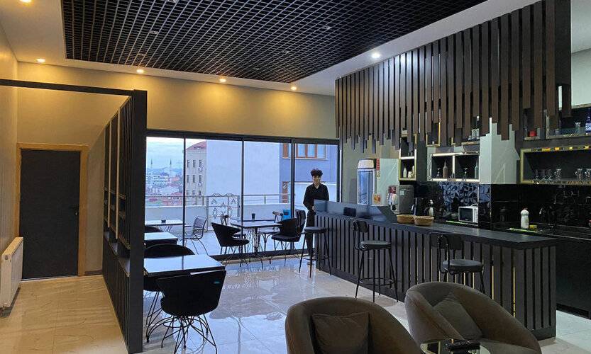 Continental Airport Hotel