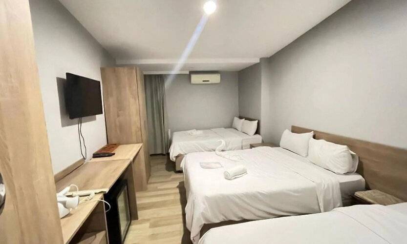 Rozza Hotel