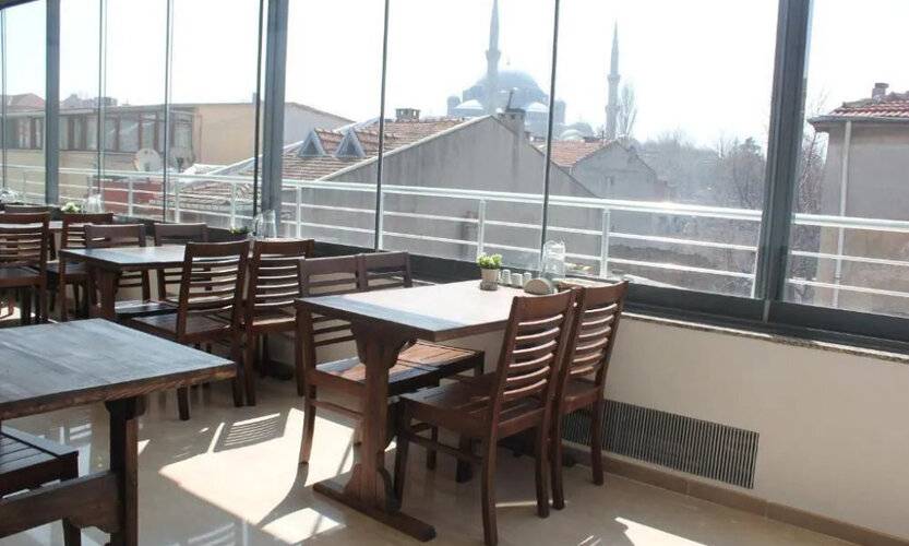 Rozza Hotel