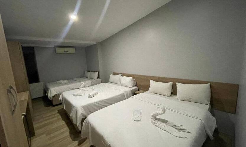 Rozza Hotel