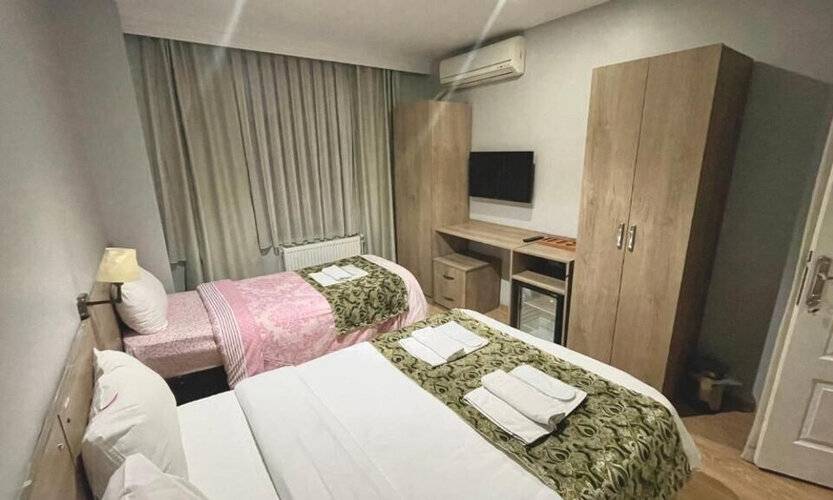 Rozza Hotel