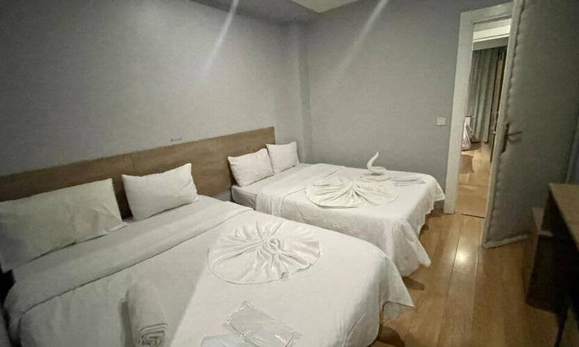 Rozza Hotel