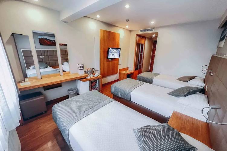Hakcan Hotel