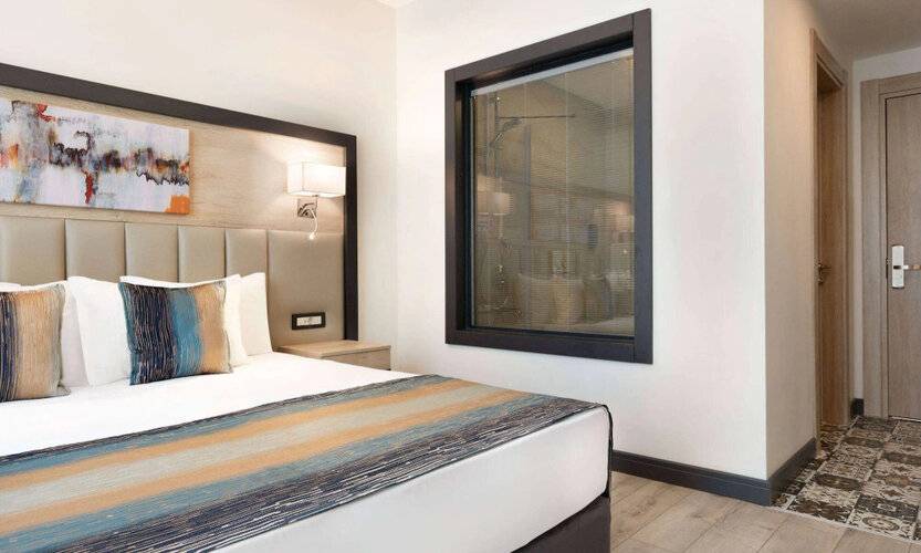 Ramada Encore By Wyndham Istanbul Basin Express