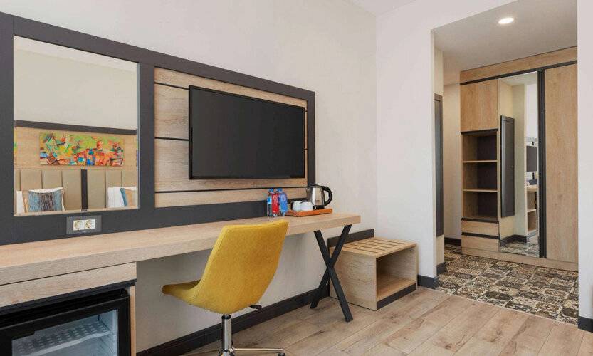 Ramada Encore By Wyndham Istanbul Basin Express