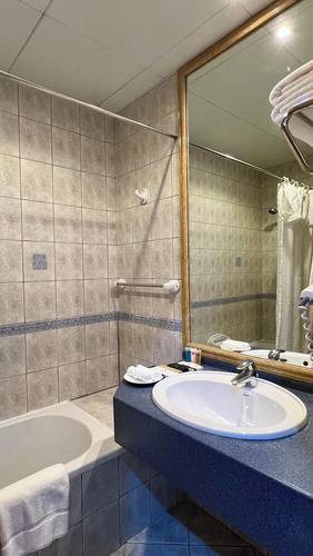 Uptown Hotel Apartments Abu Dhabi